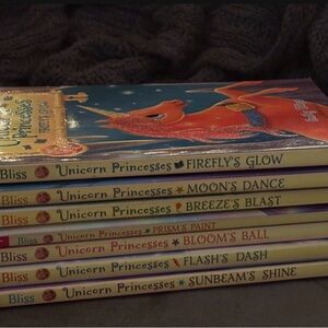 Unicorn Princesses Book Set (7)